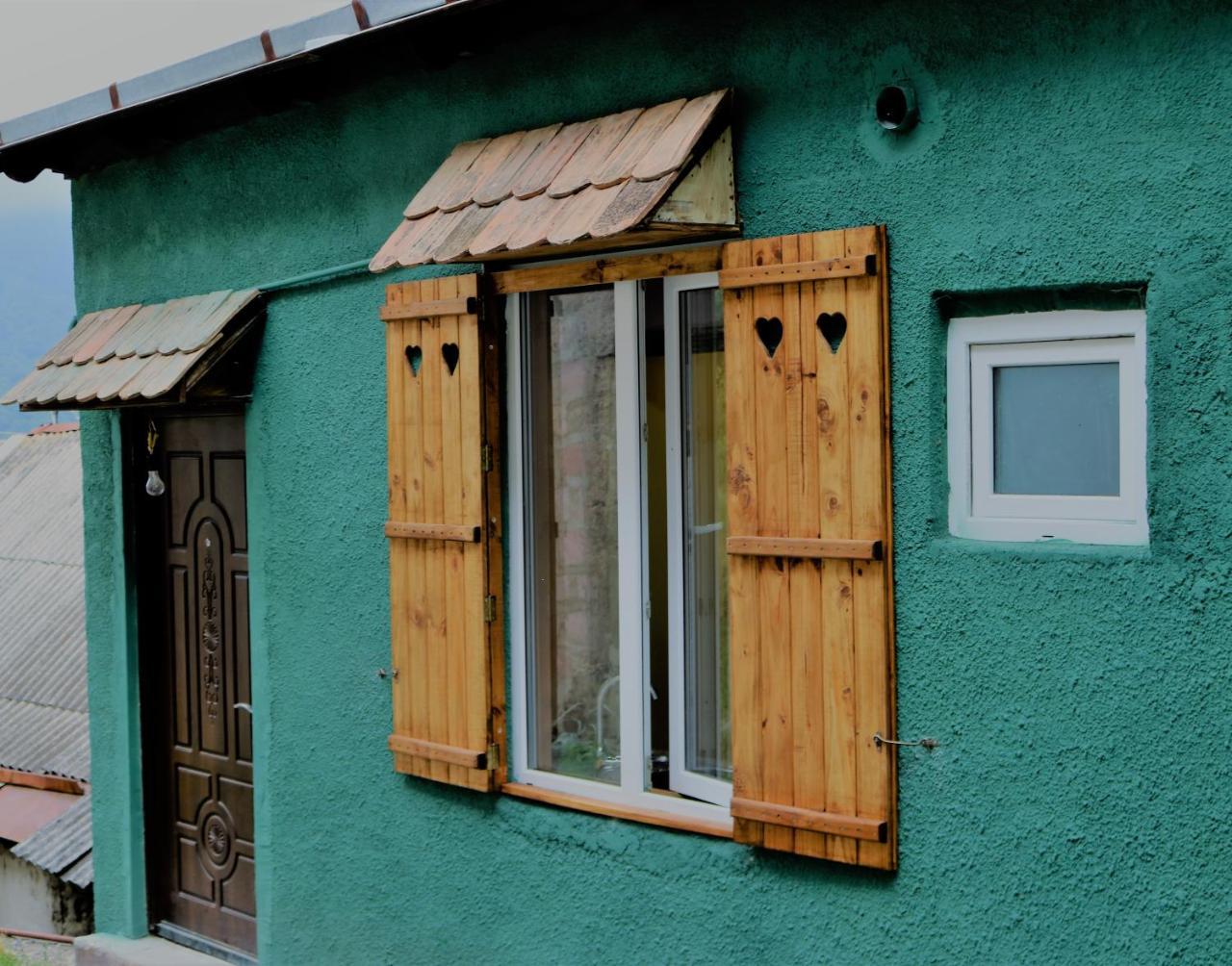 Dilijan Town Inn Exterior photo